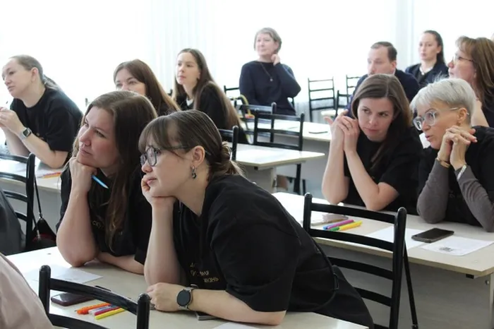 Областное комплексно - методическое мероприятие "Нетрадиционные формы самостоятельной работы учащихся ДХШ и художественных отделений ДШИ"