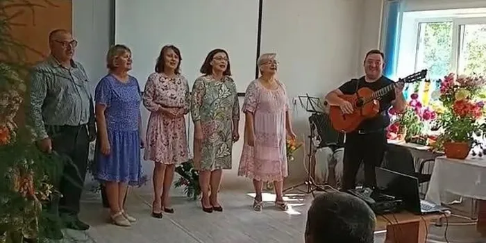 Преподаватели Детской школы искусств гости праздника.jpg