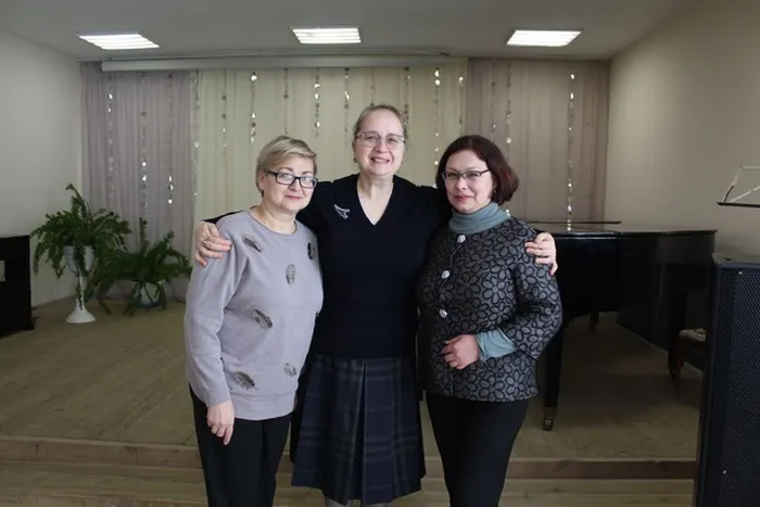 Мастер-класс "Развитие технических навыков на уроках фортепиано для младших и средних классов"