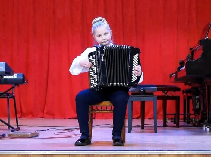 IV Открытый межмуниципальный фестиваль-конкурс детско-юношеского творчества "Золотой хит"