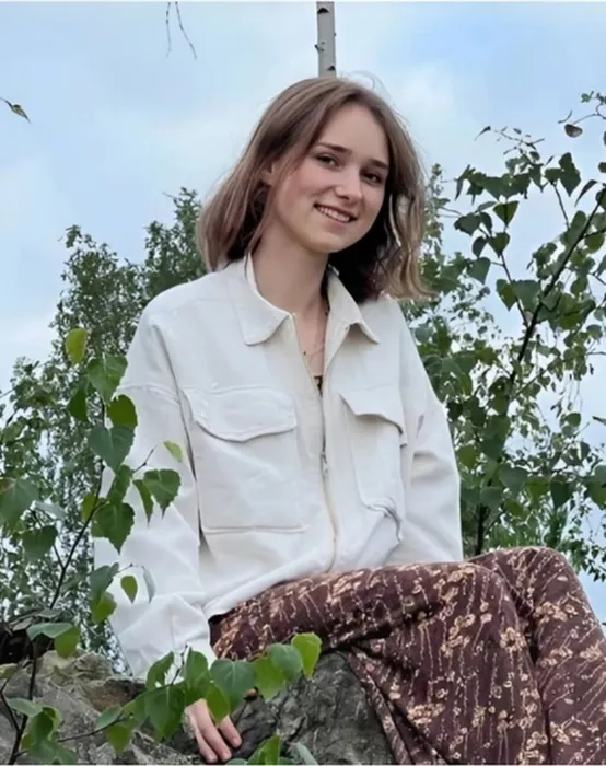 выпускник художественного отделения Детской школы искусств