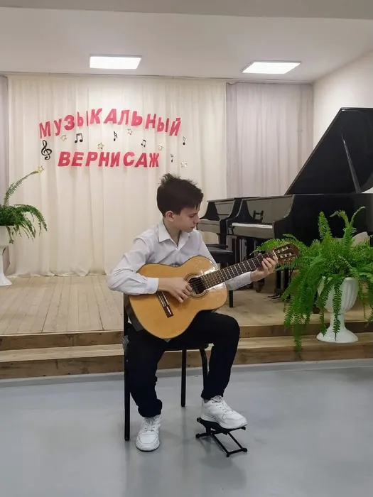 III открытый городской фестиваль-конкурс юных исполнителей "Музыкальный вернисаж"