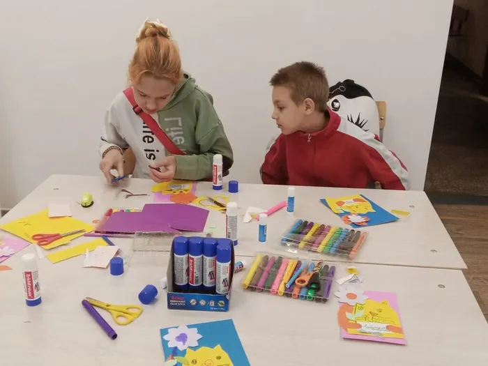 Мастер-класс по изготовлению поздравительных открыток, организованный для воспитанников Полевской школы