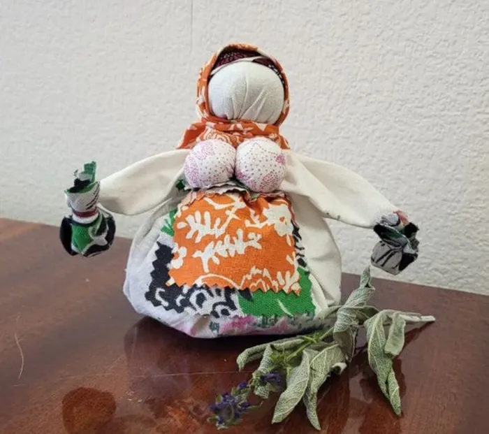 мастер- класс по изготовлению предметов прикладного и народного творчества: «Кукла Травница»