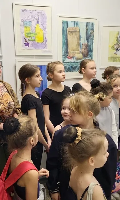 Выставка творческих работ учащихся художественного отделения "Мир натюрмортов"