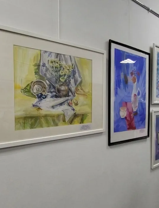 Выставка творческих работ учащихся художественного отделения "Мир натюрмортов"